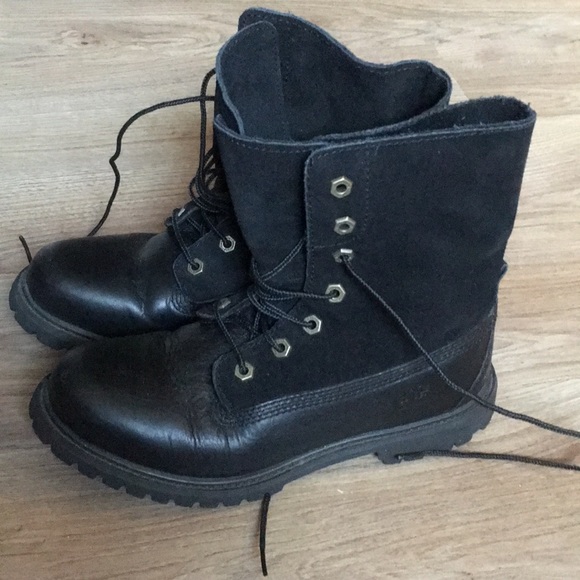 black timberlands size 8